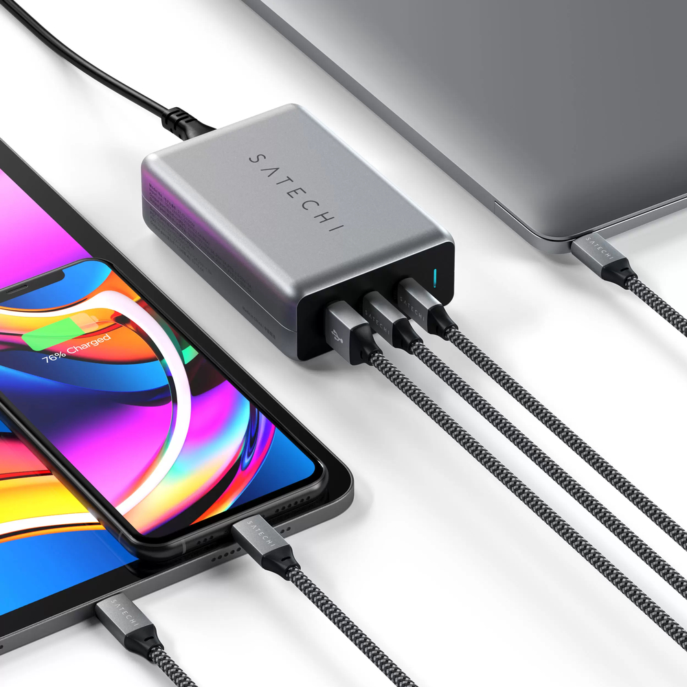 Сетевое зарядное устройство Satechi Compact Charger с технологией GaN Power. Порты: USB Type-C 100 В